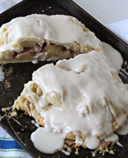Slab apple pie with double crust.