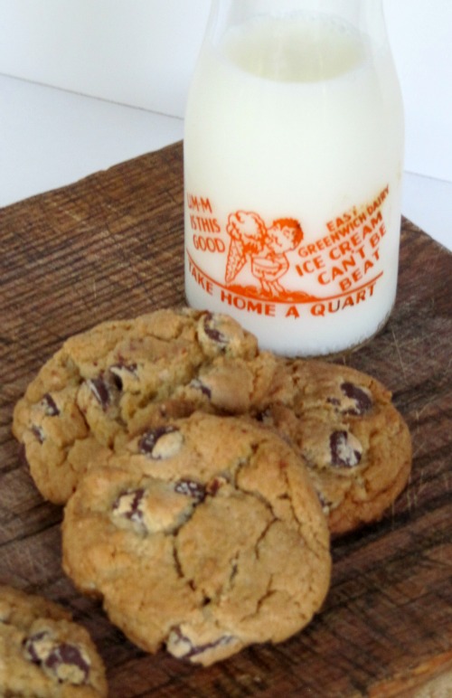 “The Best” Chocolate Chip Cookies EVER