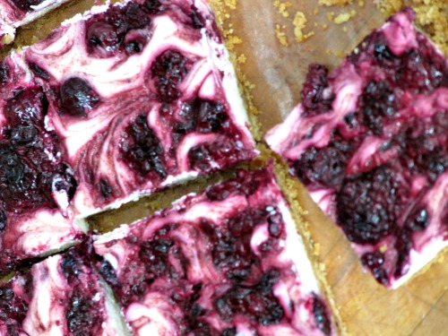 Blackberry Cheesecake Bars