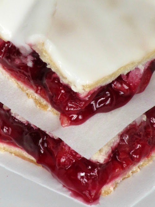 How to Make an Easy Sweet Cherry Slab Pie Recipe