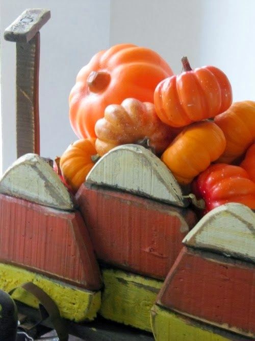 Friday Favorites from Waiting on Martha, Two Peas & Their Pod, Carmel Moments and More