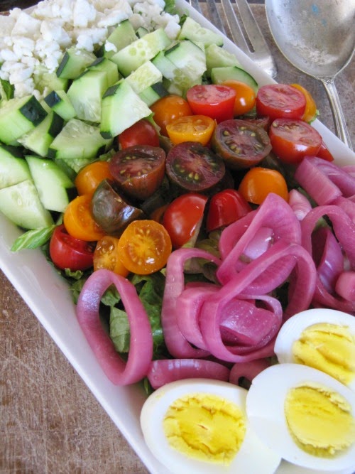 Greek Salad with Lemon Herb Vinagrette
