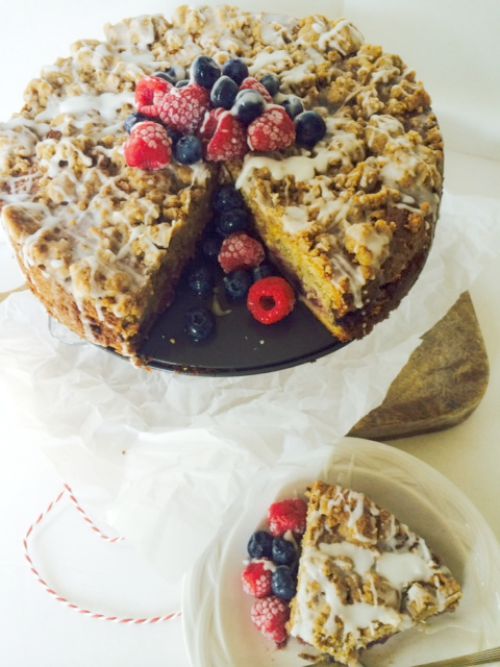 Mixed Berry Coffeecake with Crumble Topping