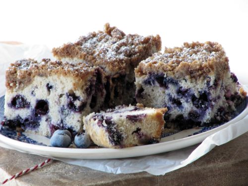Blueberry Coffeecake with Spiced Crumble Topping