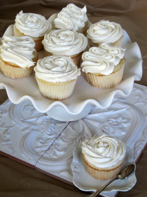 White Cupcakes with Whipped Buttercream Frosting