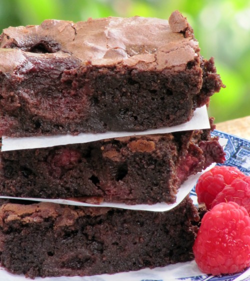 Raspberry Fudge Brownies, 10 Easy Valentines Day Desserts.