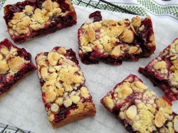 Cherry Almond Crumble Bars