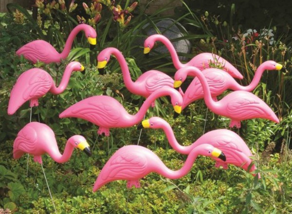 Flamingo Finds for a Pop of Color and a Touch of Whimsy