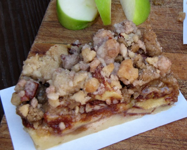 Apple crisp shortbread bars. 