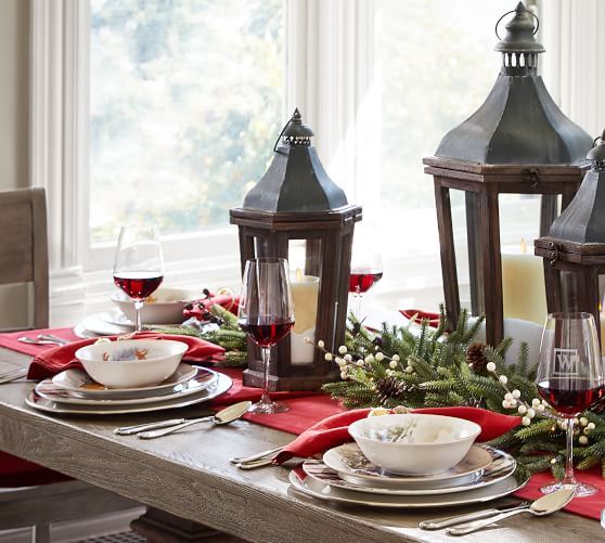 Saturday Finds:  My 10 Favorite Holiday Dinnerware Sets