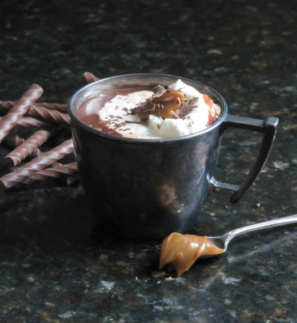Friday Favorites from Cindy Hattersley’s Design, the Brick Kitchen, Made By Danica, and more.