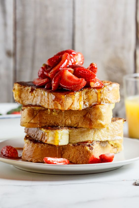 Friday Favorites from Wild, Wild Whisk, Simply Delicious, Aberseen’s Kitchen and More.