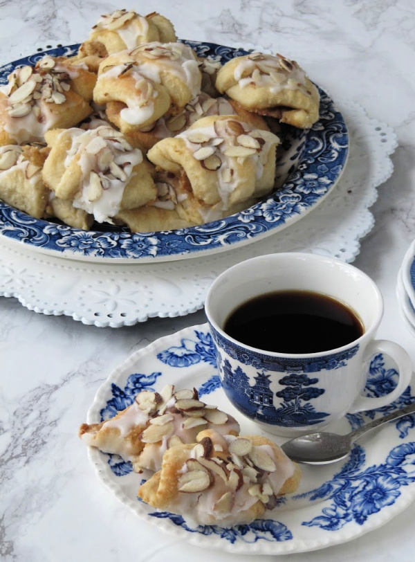 Almond Butterhorns