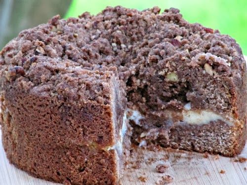 Cinnamon cream cheese coffee cake, sliced.