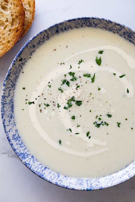 Friday Favorites from Simply Delicious, Half Baked Harvest, Fox and Briar and More