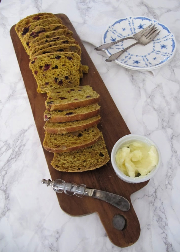Pumpkin Cranberry Yeast Bread