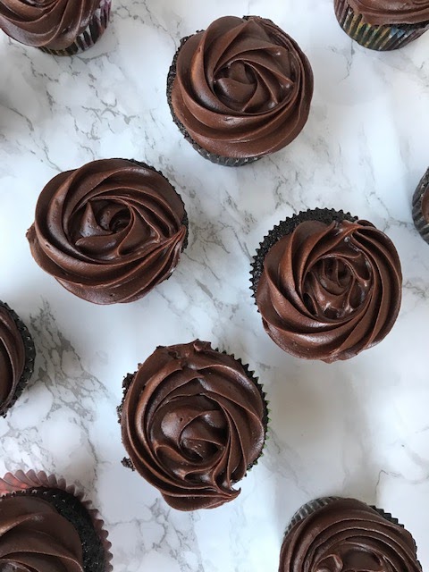 chocolate cupcakes