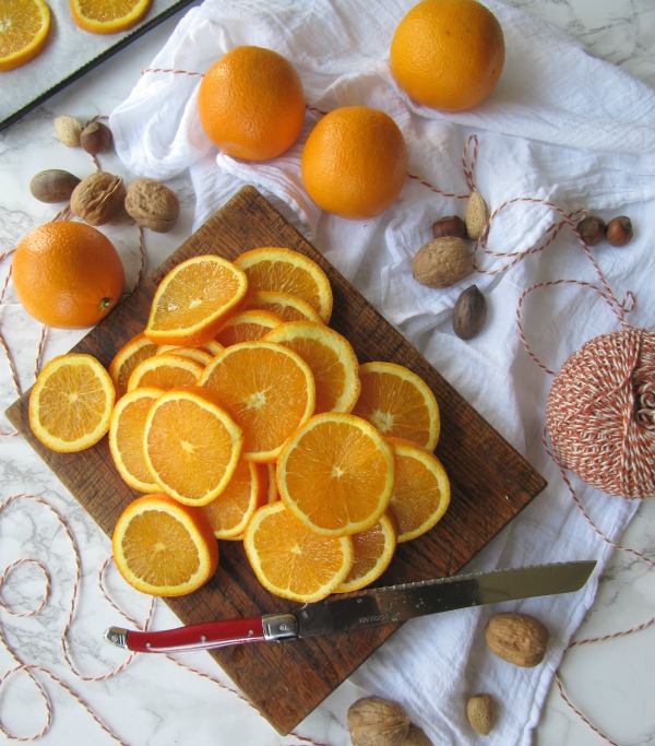 Oranges-sliced