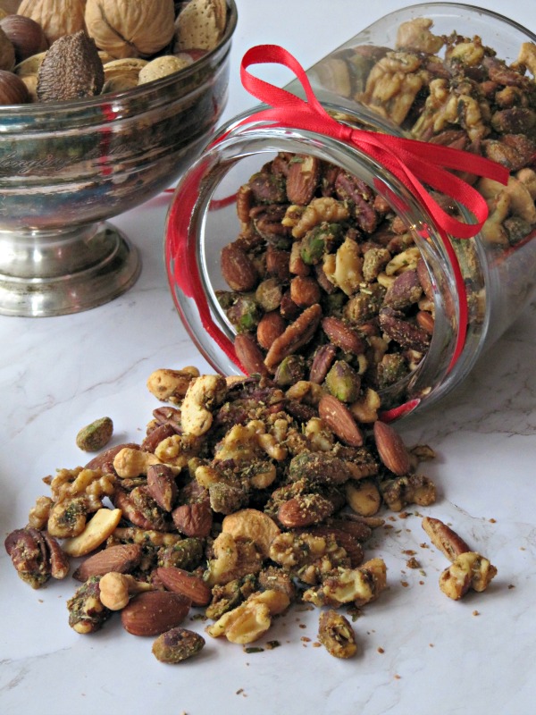 Rosemary-tarragon-spicy-mixed-nuts-jar.jpg