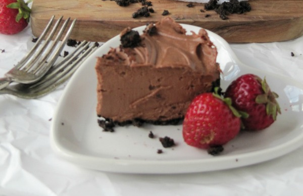 chocolate-cheesecake-chocolate-truffles-with berries 2
