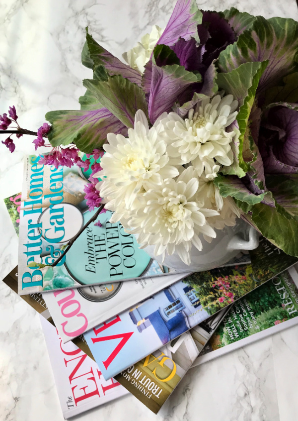 Fresh flowers and magazines