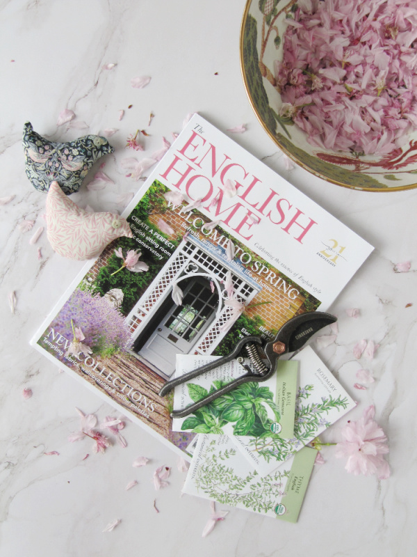 Mother's Day gift Ideas, gardening seed packets and the English home magazine