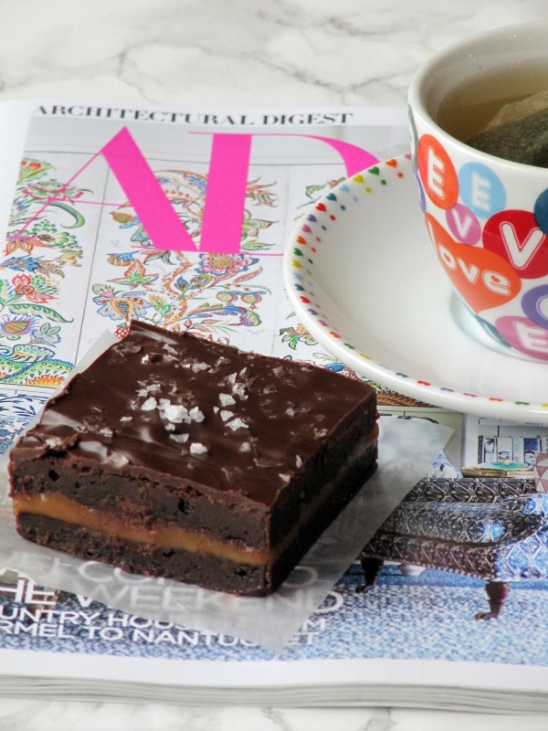 Caramel-stuffed-brownies-1
