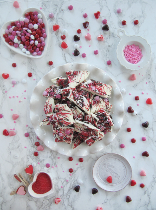 valentine oreo bark with m&M