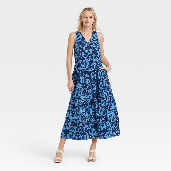 blue and black flowered sleeveless dress 