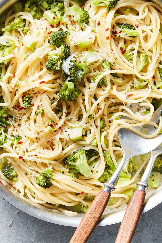 Friday favorites Skillet Broccoli Spaghetti