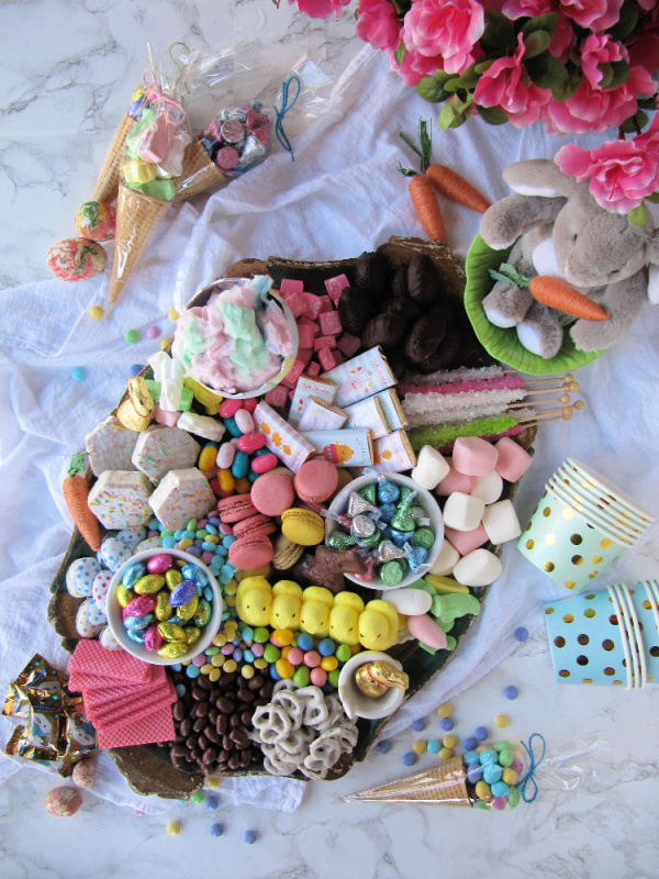 Easter-candy-and-cookie-charcuterie-dessert-board