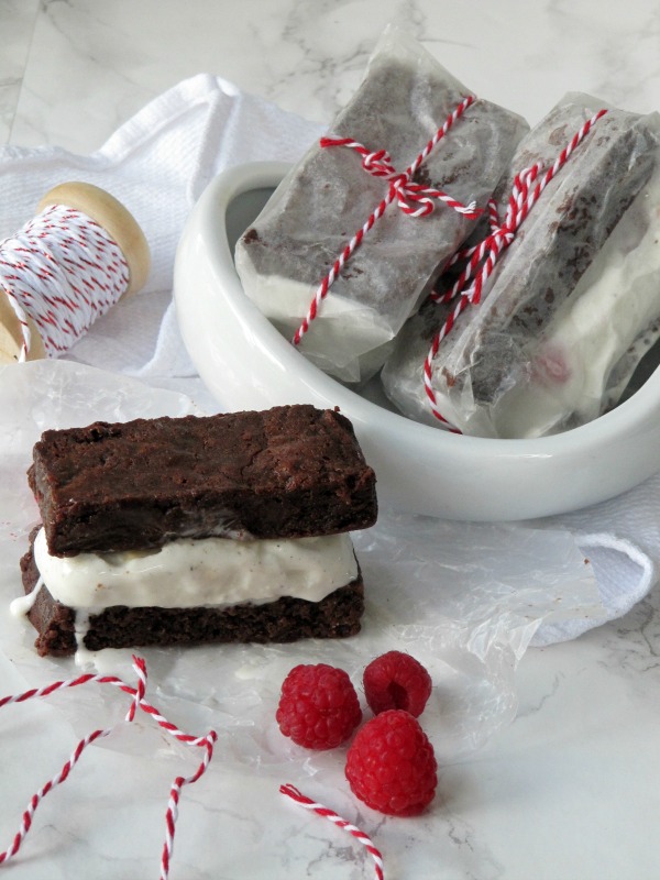 Brownie ice cream sandwich