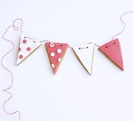 jubilee bunting biscuits