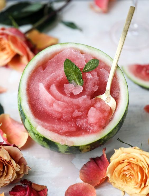 friday favorites no 484 WATERMELON FROSÉ