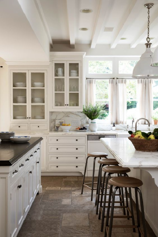 Weekend meanderings Nancy Meyers kitchen