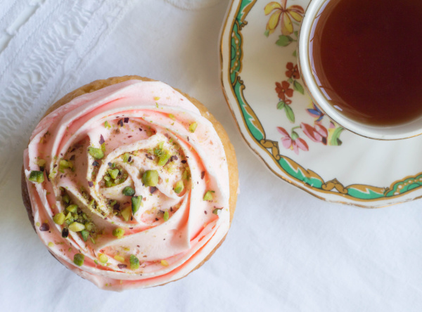 cupcake and cup of tea