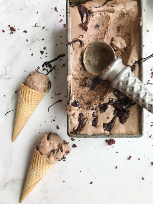 no-churn chocolate fudge brownie ice cream and two cones