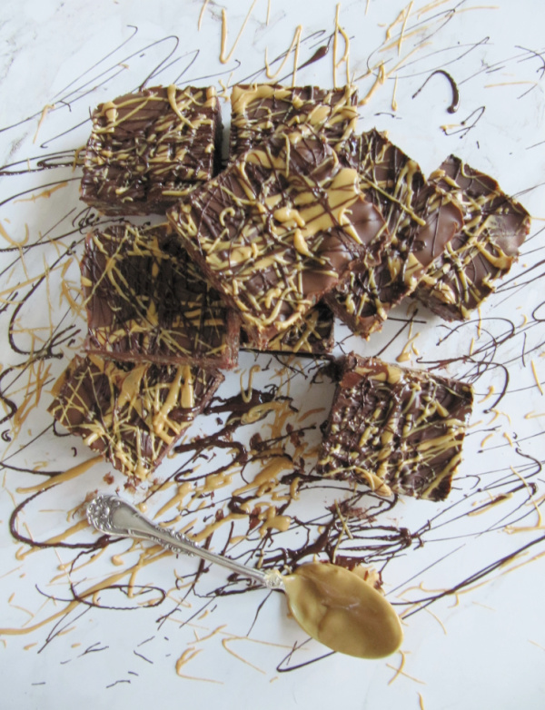peanut butter chocolate Rice Krispie treats