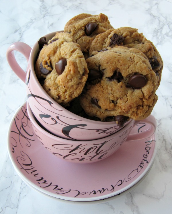 weekend meanderings chocolate chip cookies