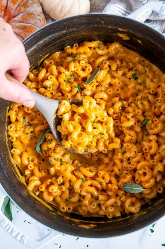 Friday Friday One pot pumpkin macaroni and cheese