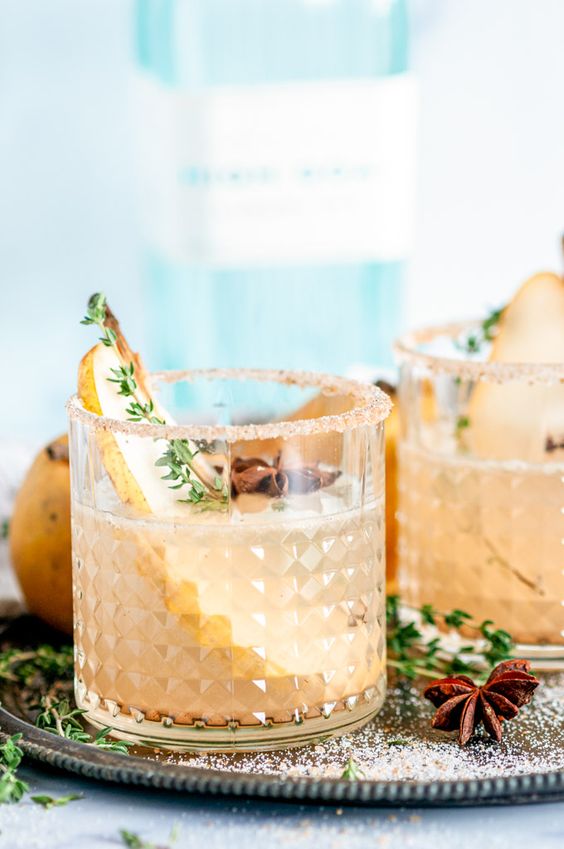 spiced pear cocktail