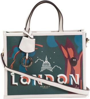 Tote bag with LONDON on it. 
