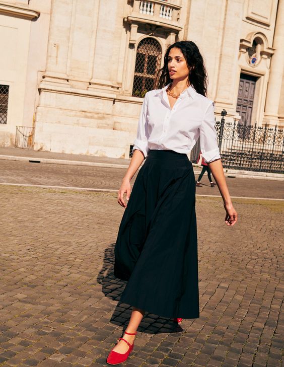 Taffeta Pull-on Midi Skirt, black.