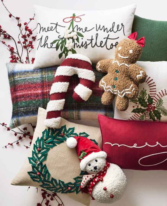Christmas and Holiday Pillows.