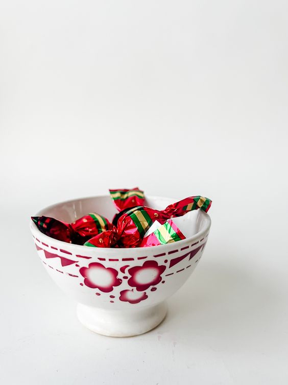 Vintage cafe au lait bowls.