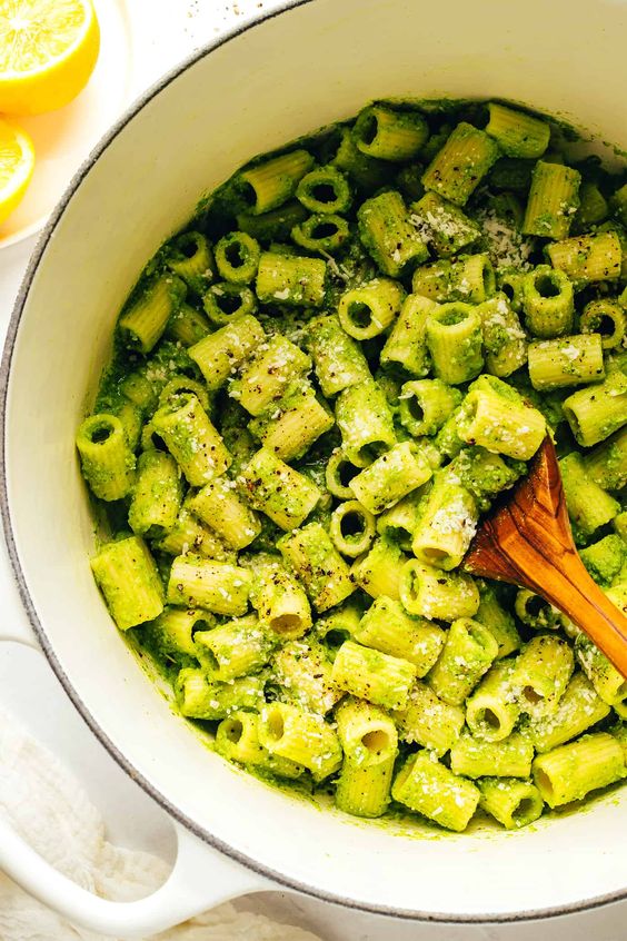 Lemon pesto pasta in a pan. 