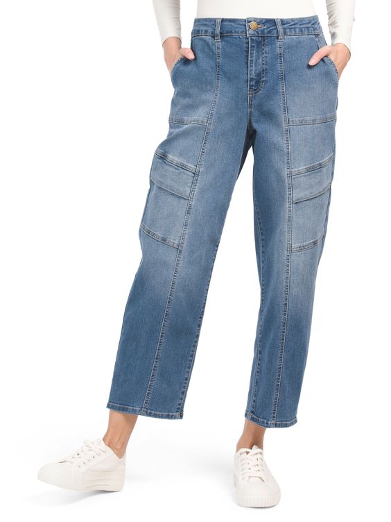 Cargo jeans. 