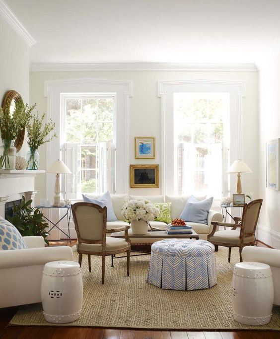 Lynn Morgan Design, light, bright, living room.