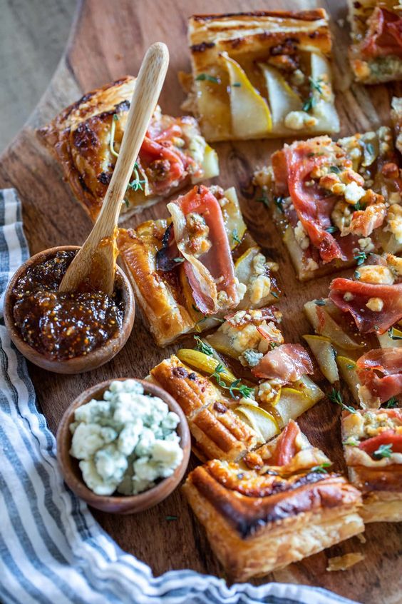 Pear, Prosciutto and Blue Cheese Puff Pastry Tarte.
