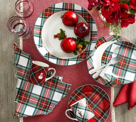 Tartan dishes and cups. 